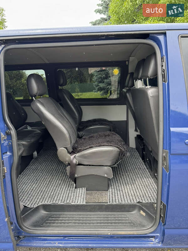 Volkswagen Transporter 2010