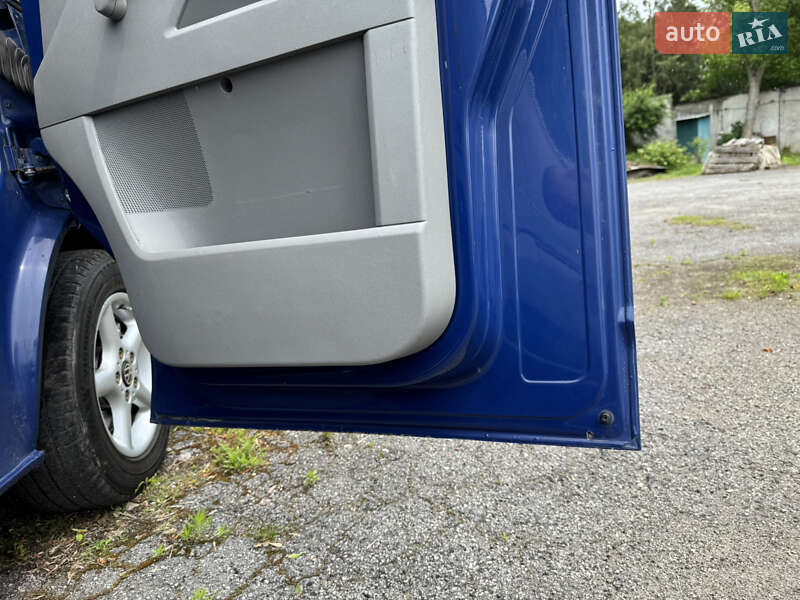 Volkswagen Transporter 2010