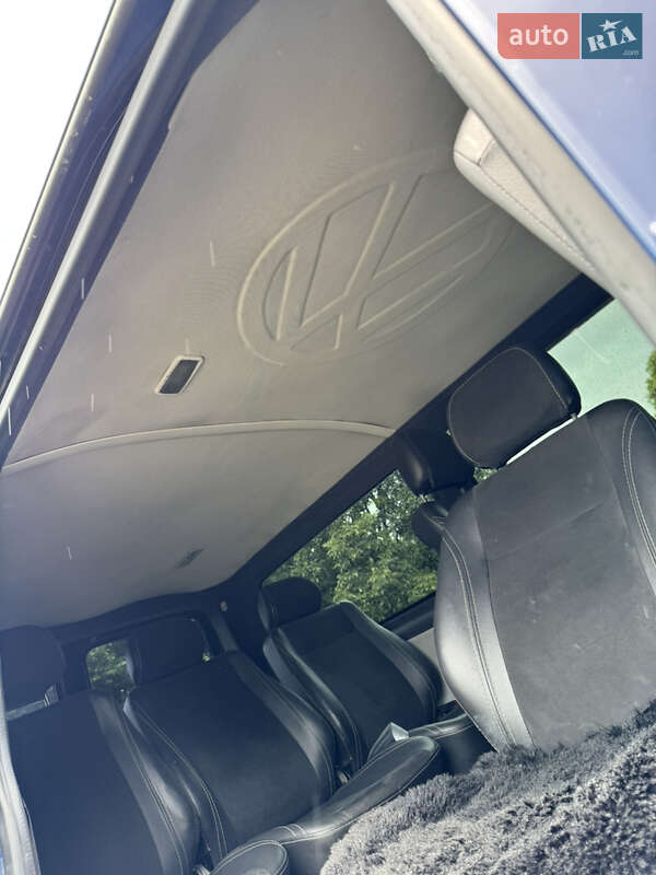 Volkswagen Transporter 2010