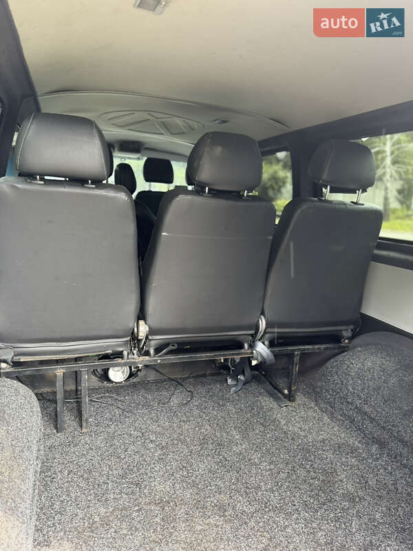 Volkswagen Transporter 2010