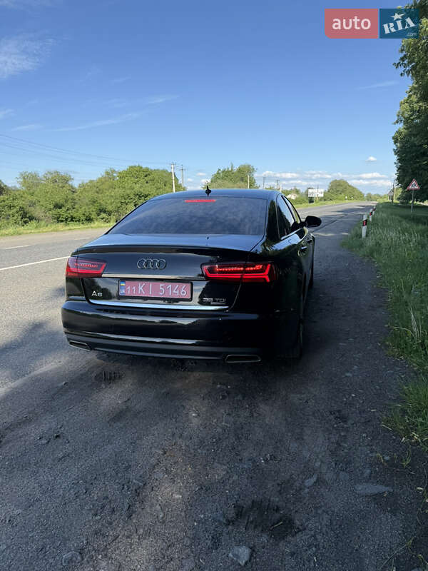 Audi-8