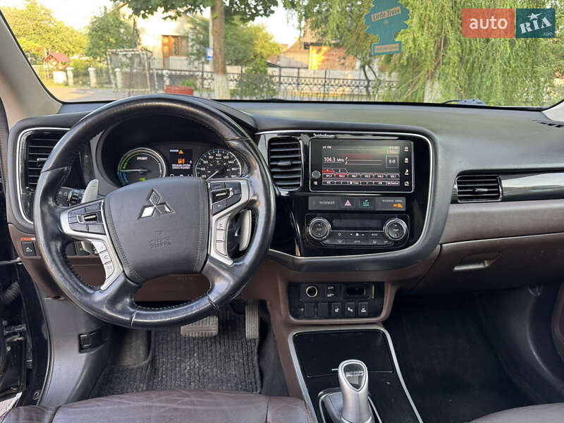 Mitsubishi Outlander 2018