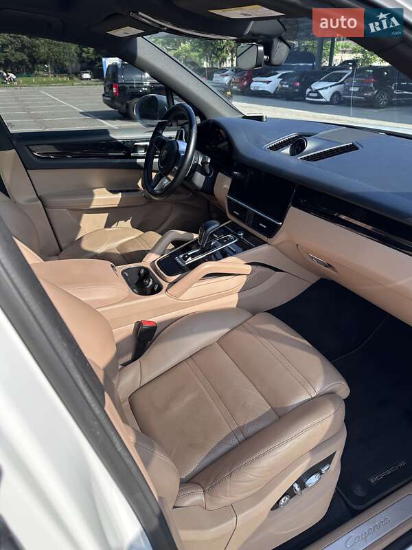 Porsche-13