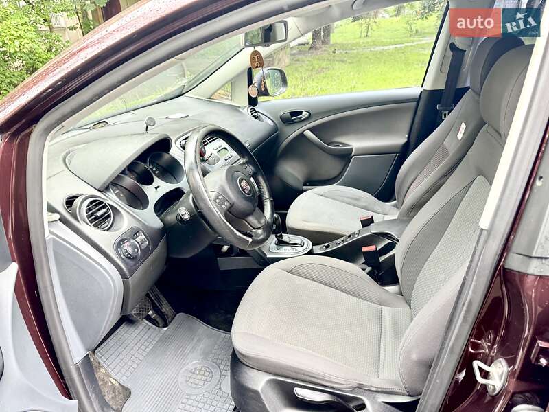 SEAT-23