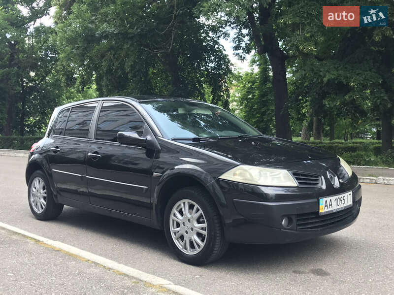 Renault-33