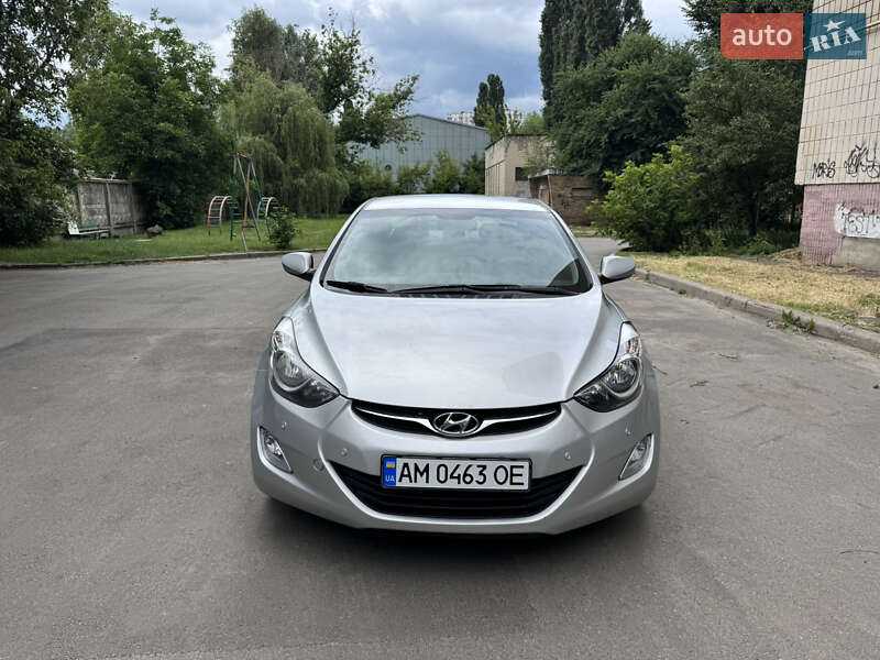 Hyundai-24