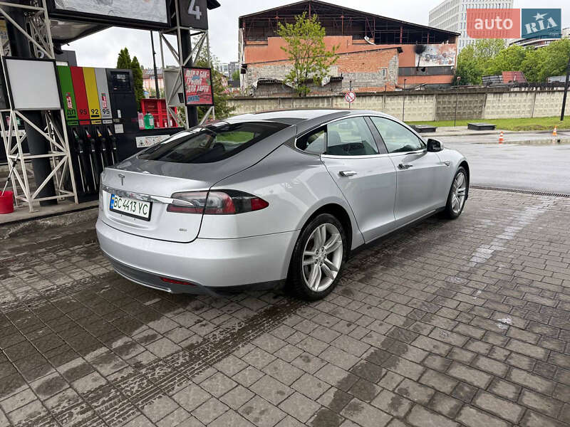 Tesla-5