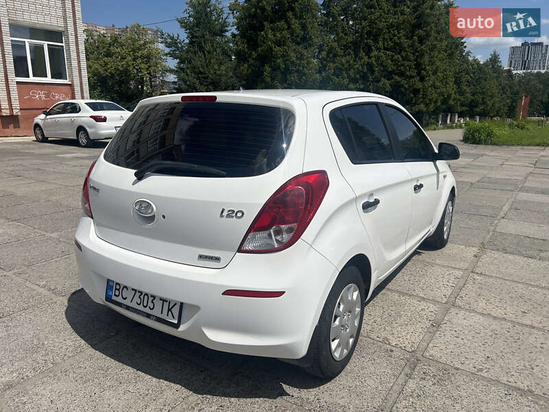 Hyundai-8