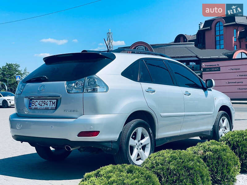 Lexus-19