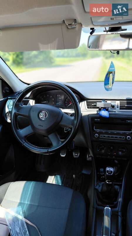 Skoda Rapid 2013