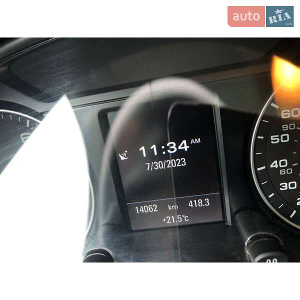 Audi-8