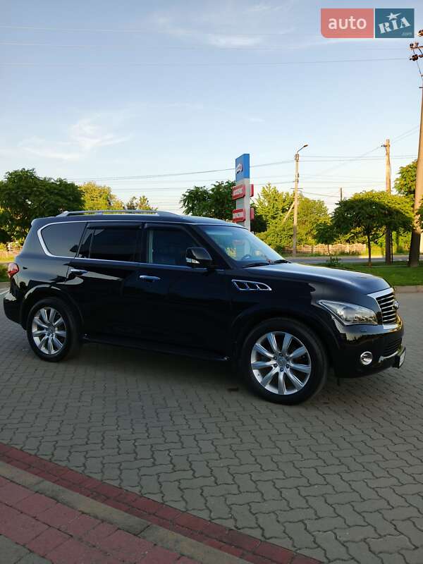 Infiniti QX56 2010