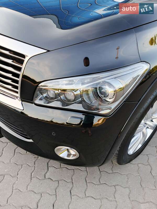 Infiniti QX56 2010