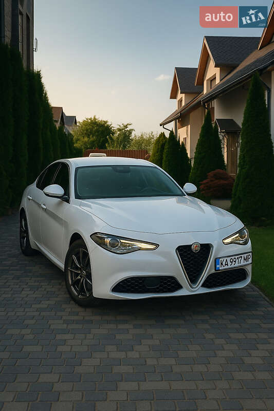 Alfa Romeo-22