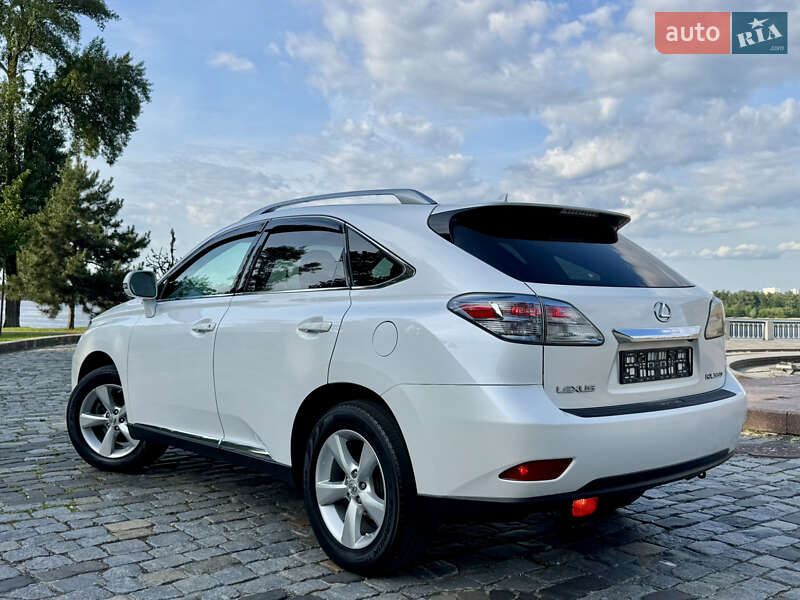 Lexus-144