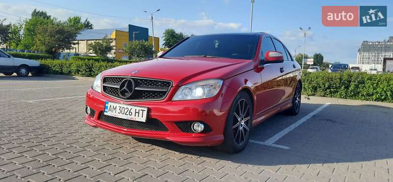 Mercedes-Benz C-Class 2007