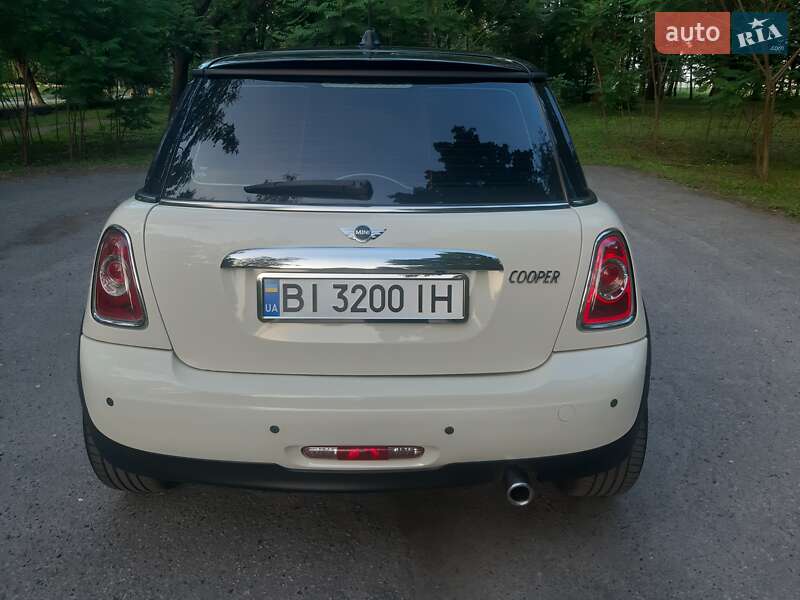 MINI Cooper 2013