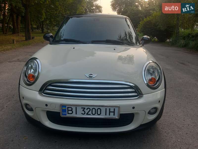 MINI Cooper 2013