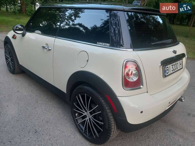 MINI Cooper 2013