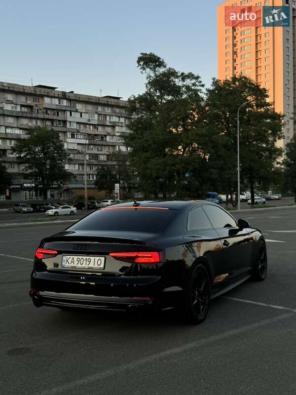 Audi-8