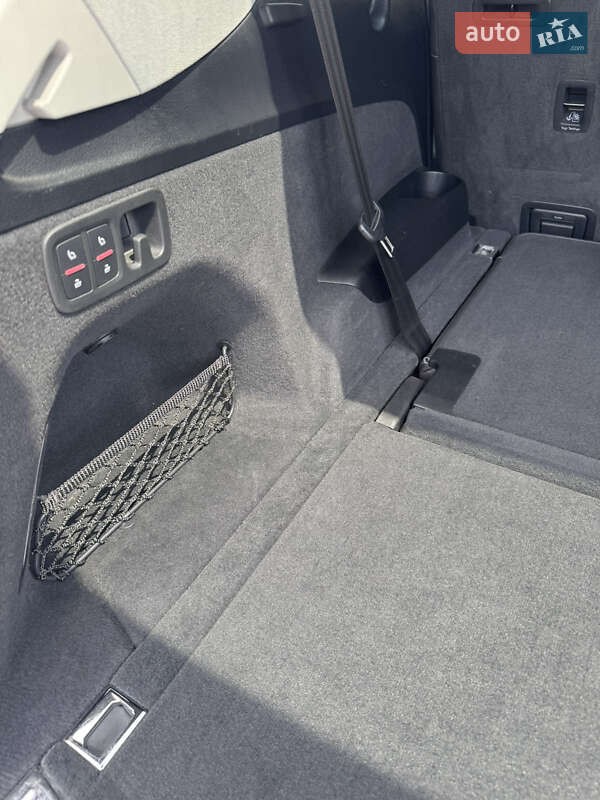 Audi-11