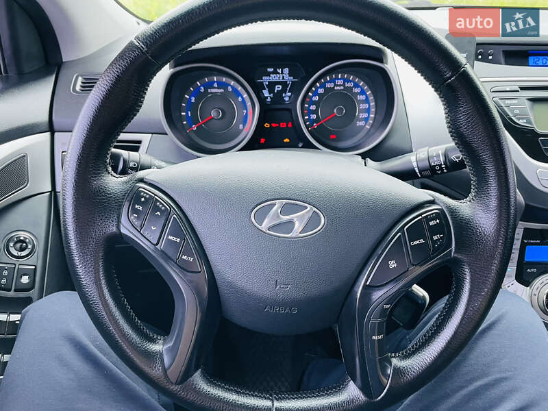 Hyundai-82