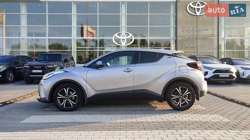 Toyota-0