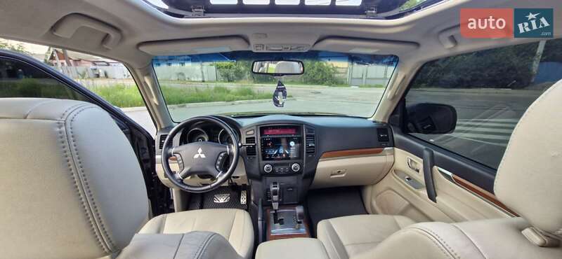 Mitsubishi Pajero Wagon 2008