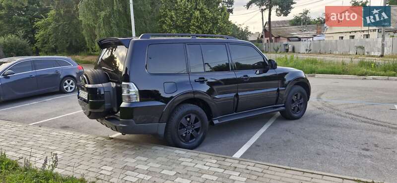 Mitsubishi Pajero Wagon 2008