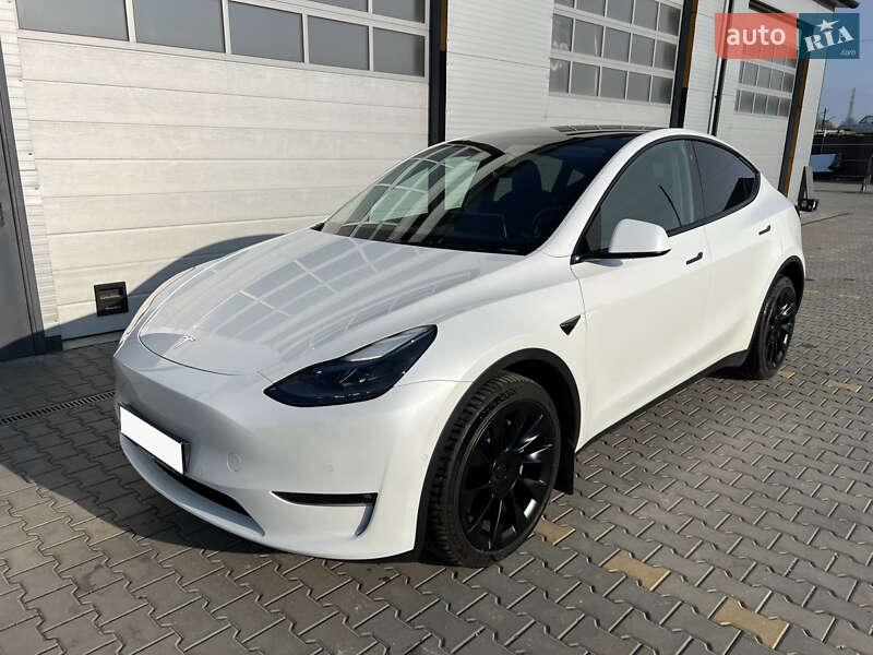 Tesla-18