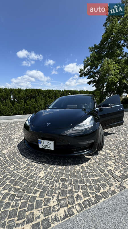 Tesla-6
