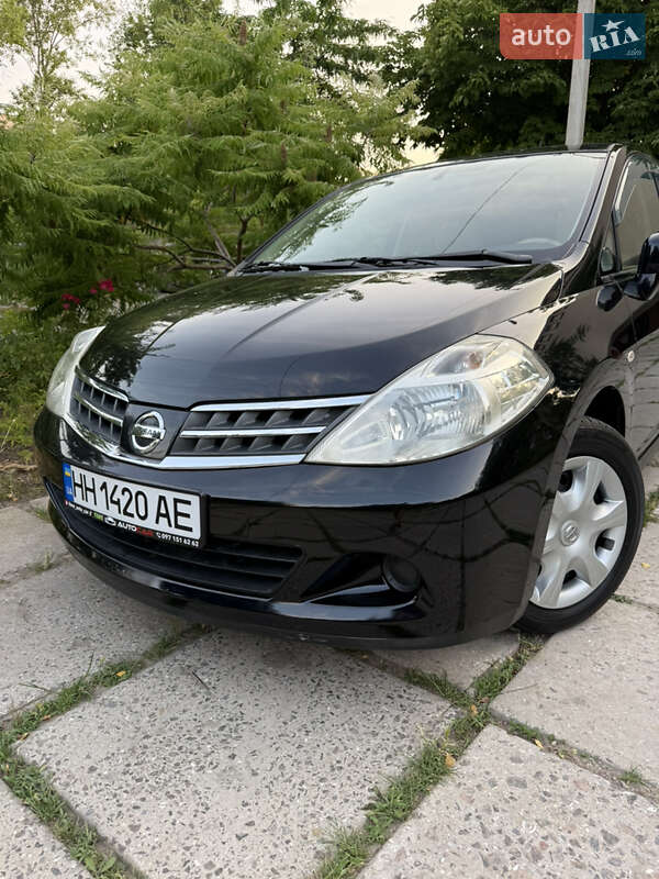 Nissan-10