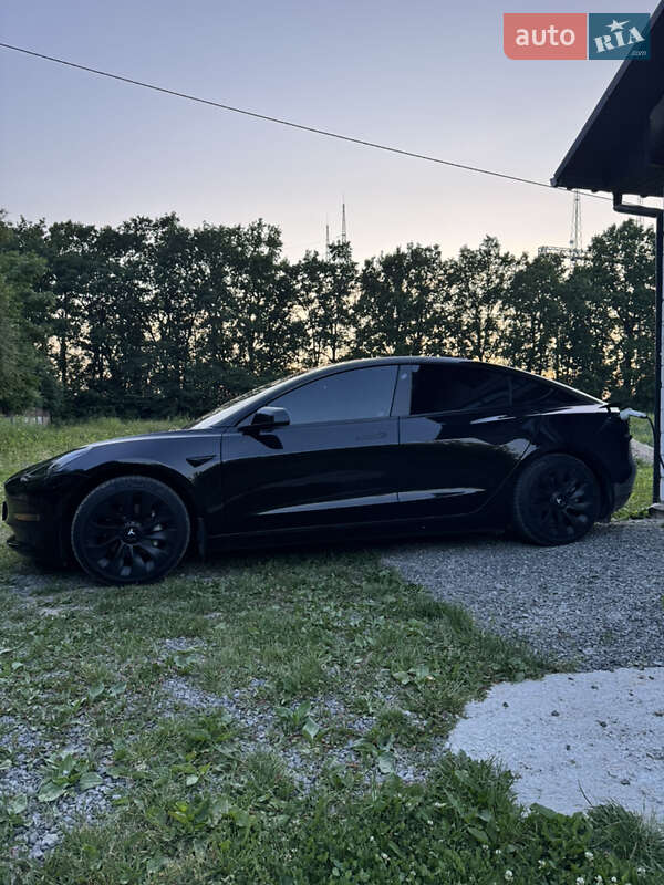 Tesla-12