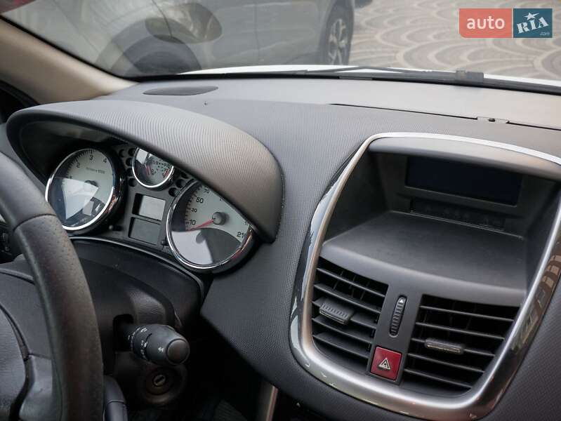 Peugeot-20