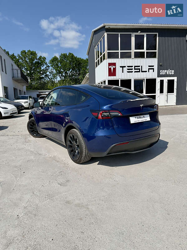 Tesla-11