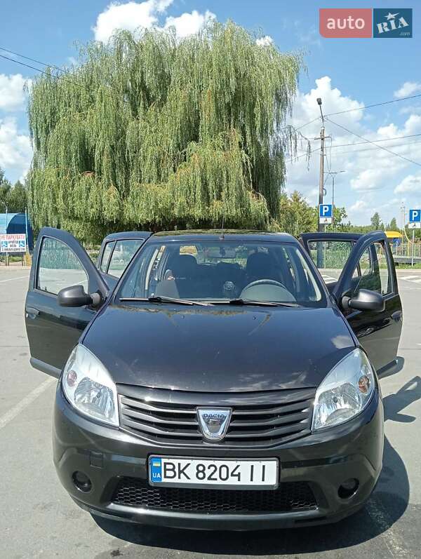 Dacia Sandero 2012