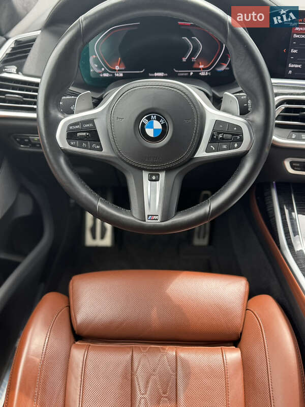 BMW X7 2021