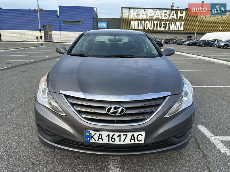 Hyundai-29