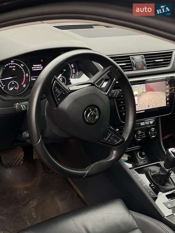 Skoda-12
