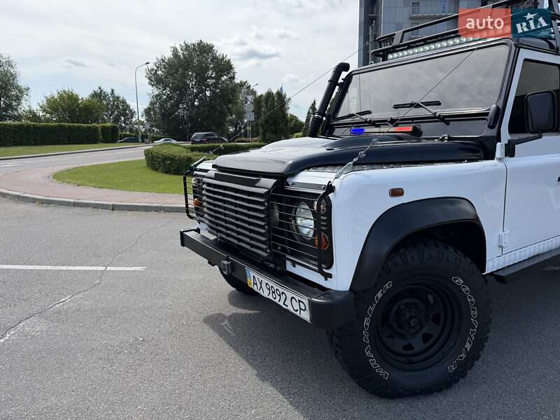Land Rover-24
