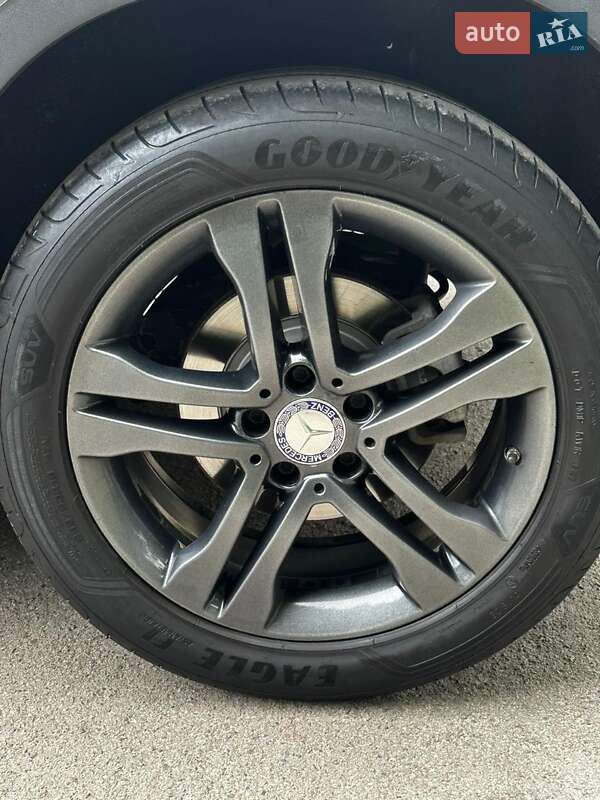 Mercedes-Benz GLA-Class 2015