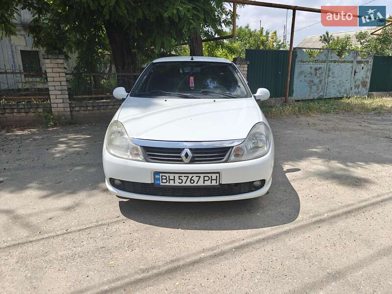 Renault-9