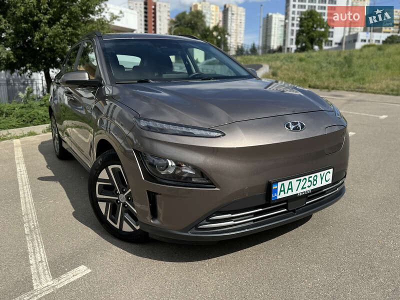 Hyundai-26