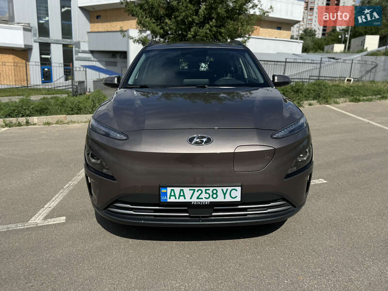 Hyundai-8