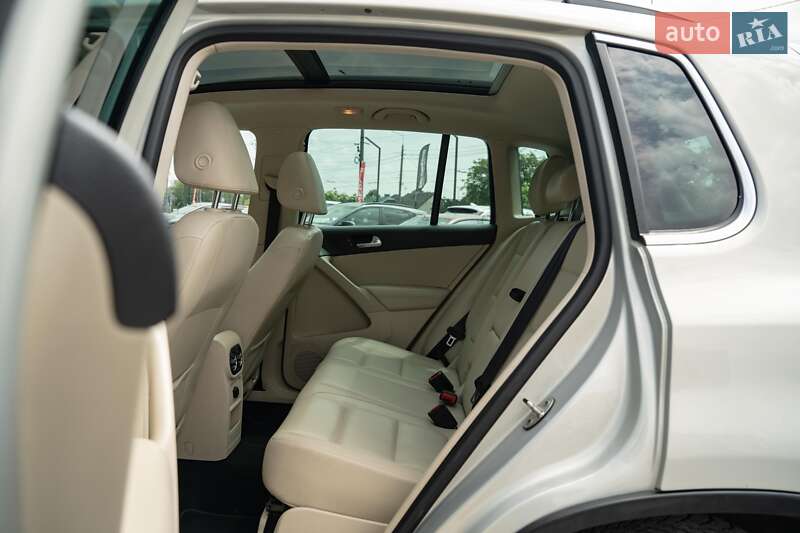 Volkswagen Tiguan 2011