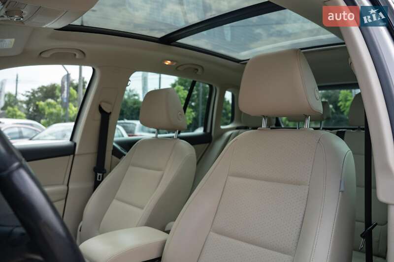 Volkswagen Tiguan 2011