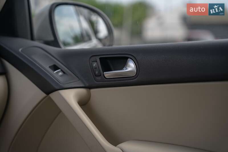 Volkswagen Tiguan 2011