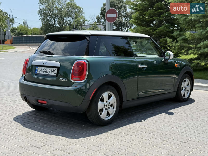 MINI Cooper 2015