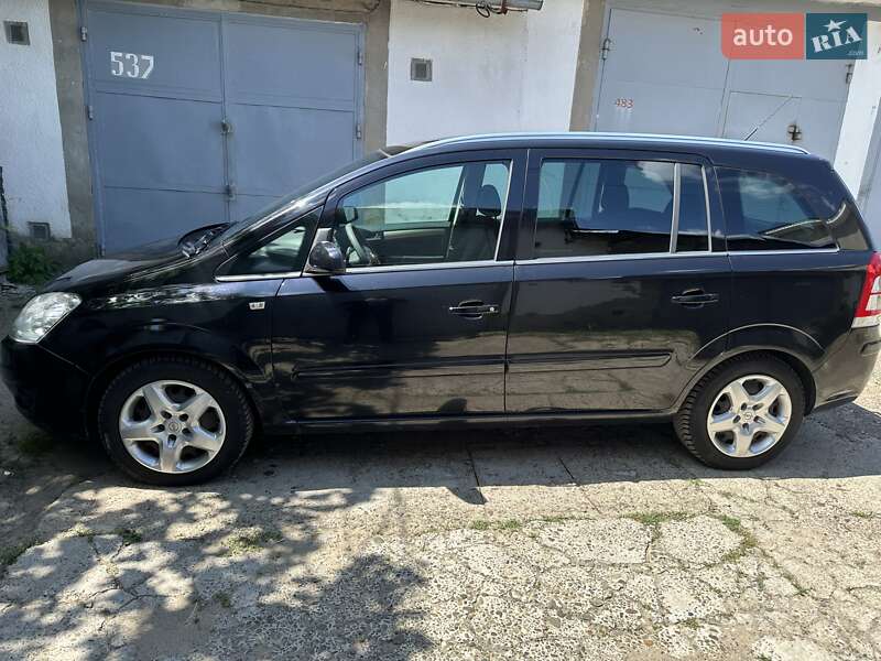 Opel Zafira 2008