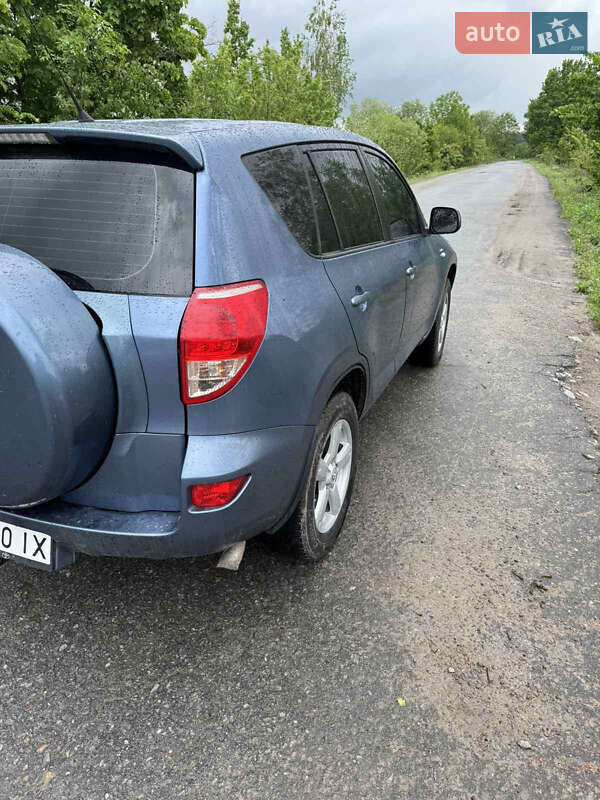 Toyota RAV4 2007